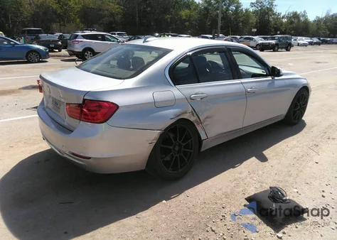 2013 BMW 328I xDrive z USA, uszkodzony, nr VIN WBA3B3C59DF535165